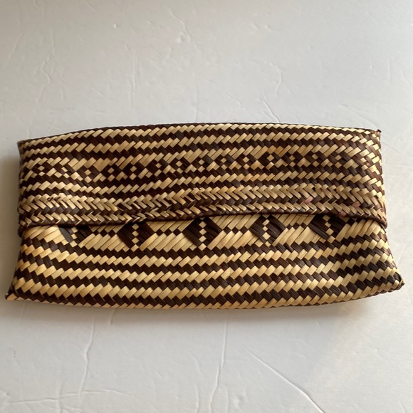 Handmade Clutch Size 10X6 - Picture 2 of 4